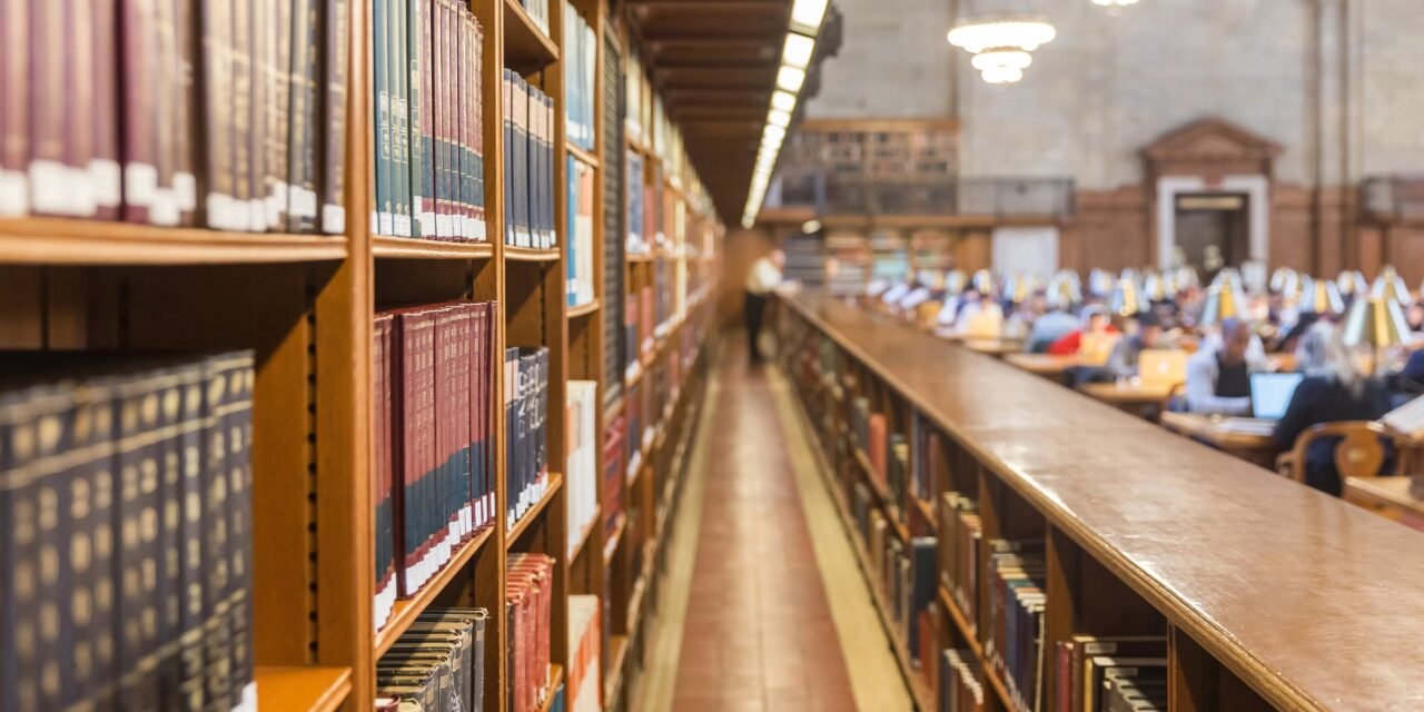 ¡Descubre una Biblioteca Virtual de Conocimiento en VitrinaPixel.com!